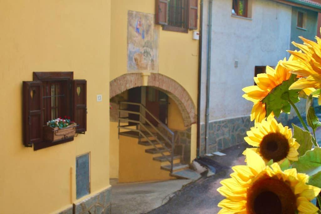 Borghetto Storico - Fronte Castello Apartment Villar Dora Luaran gambar